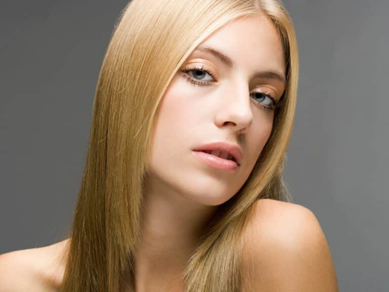 how long should you leave bleach in your hair