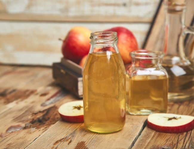 how to get green out of blonde hair with apple cider vinegar infographic