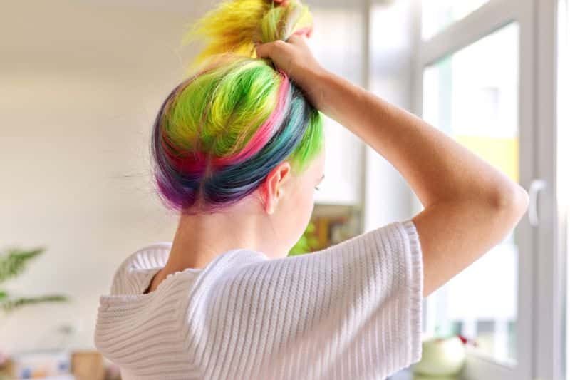 Can I Use Conditioner Instead of Developer - girl dyeing her hair image