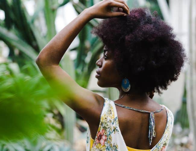 is box dye bad for your hair - image of lady with dyed natural hair
